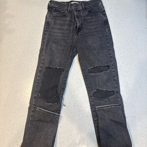 Women’s Levi skinny jean black